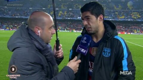 Luis Su&aacute;rez atiende a los medios
