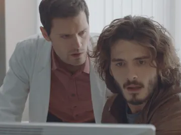 Alain y Víctor descubren una nueva pista Alain y Víctor descubren una nueva pista