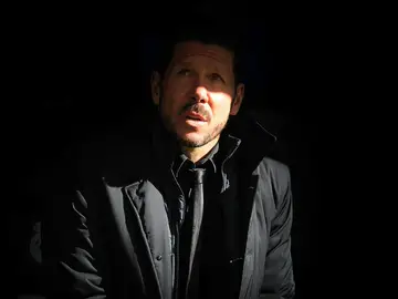 Simeone, entre sombras Simeone, entre sombras