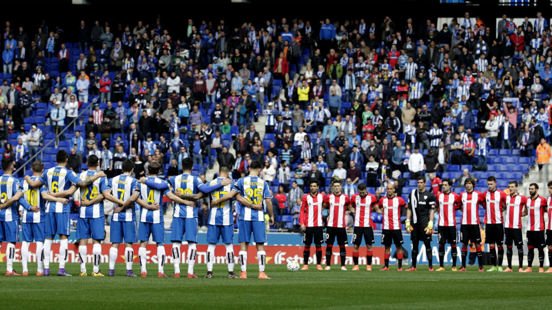 Minuto de silencio en el Power8