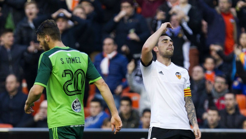 Alcácer se lamenta