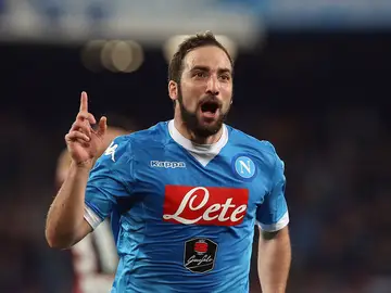 Higuaín celebra su gol ante el Génova. Higuaín celebra su gol ante el Génova.