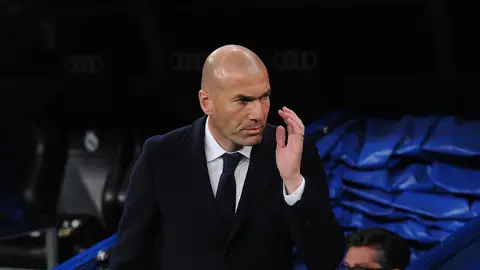 Zinedine Zidane en el Santiago Bernabéu Zinedine Zidane en el Santiago Bernabéu