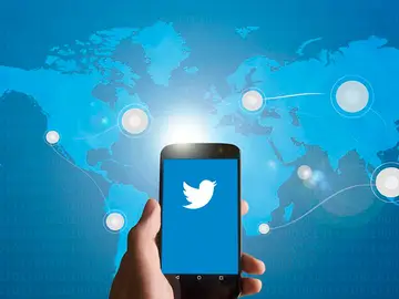Twitter Twitter
