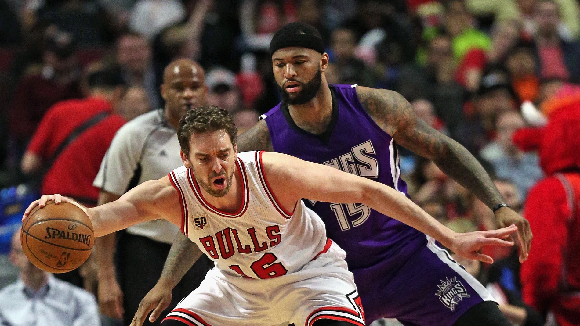 Pau Gasol ante de DeMarcus Cousins Pau Gasol ante de DeMarcus Cousins