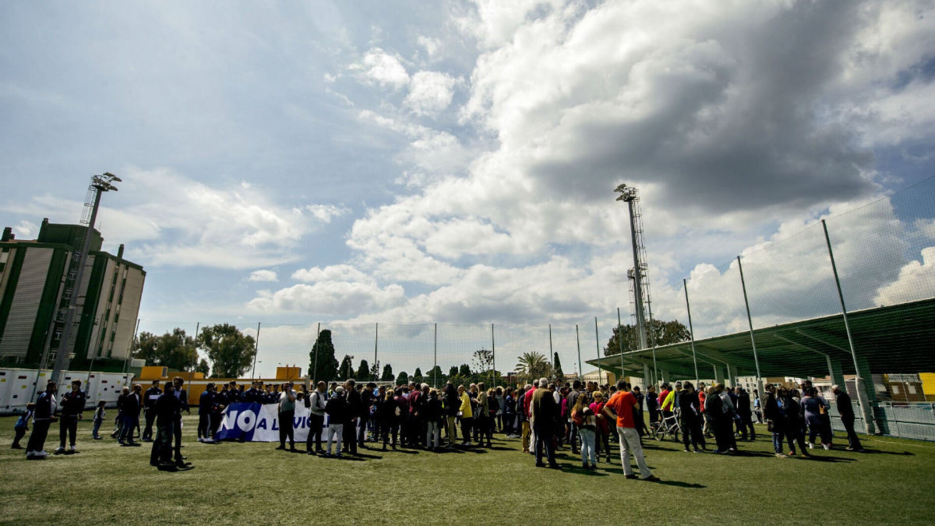 Manifestaci&oacute;n tras las agresiones en el campo de El Palo