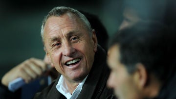 Cruyff, en un partido en el Camp Nou