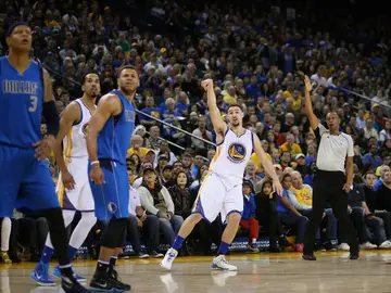 Thompson, ante los Mavericks Thompson, ante los Mavericks