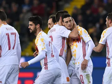 Aduriz celebra un gol con España Aduriz celebra un gol con España