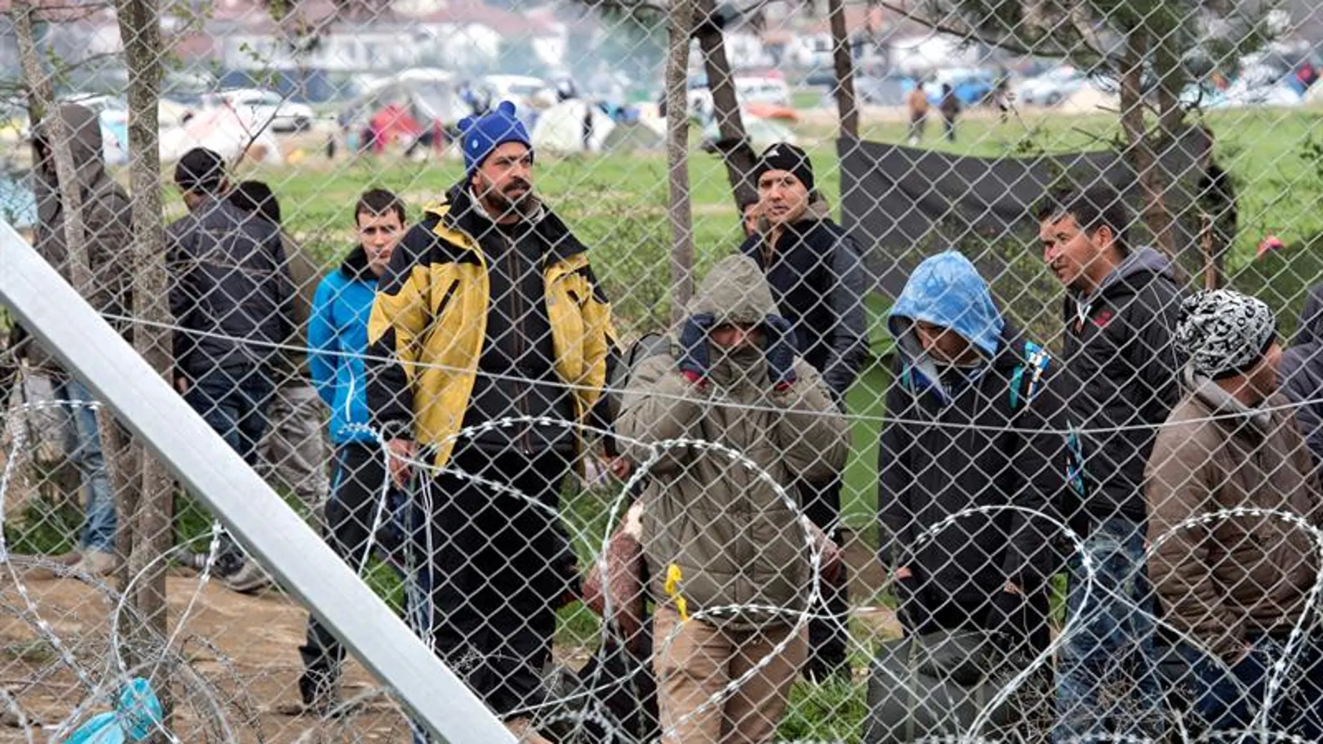 El campamento de Idomeni vivió horas de tensión a causa de un rumor sobre la inminente apertura de la frontera griega con Macedonia El campamento de Idomeni vivió horas de tensión a causa de un rumor sobre la inminente apertura de la frontera griega con Macedonia