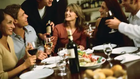 Cena con amigos Cena con amigos