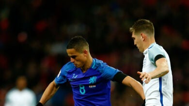 Holanda dedica a Johan Cruyff un triunfo de prestigio ante Inglaterra