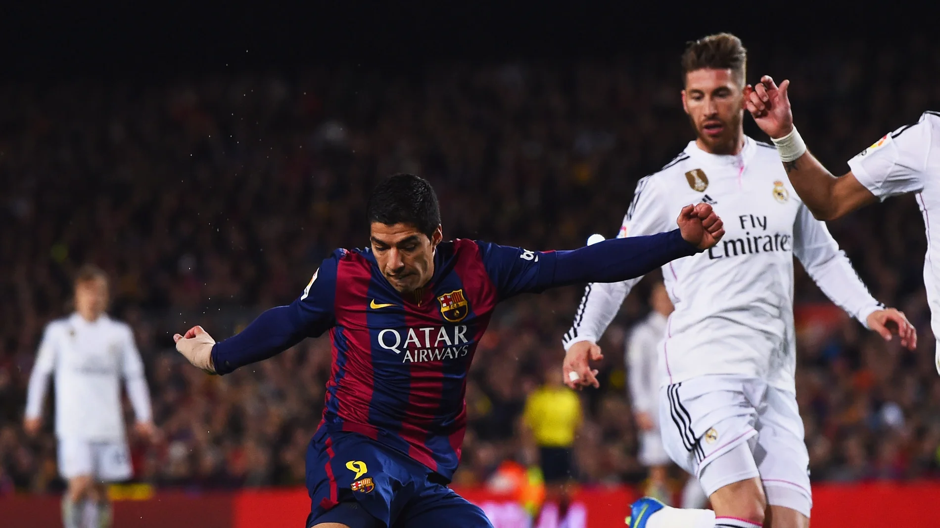 Luis Suarez y Sergio Ramos durante un Clásico Luis Suarez y Sergio Ramos durante un Clásico