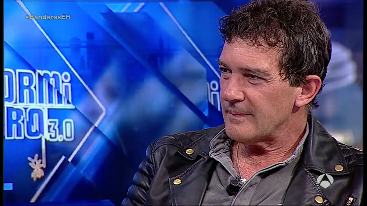 "Estamos contaminados y empachados de política"
