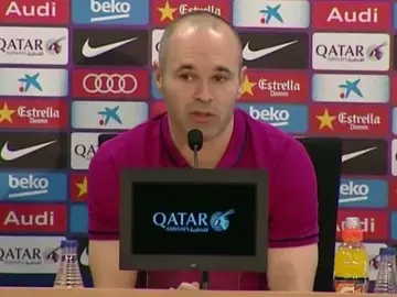 Iniesta en rueda de prensa Iniesta en rueda de prensa