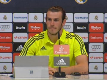 Gareth Bale durante la rueda de prensa