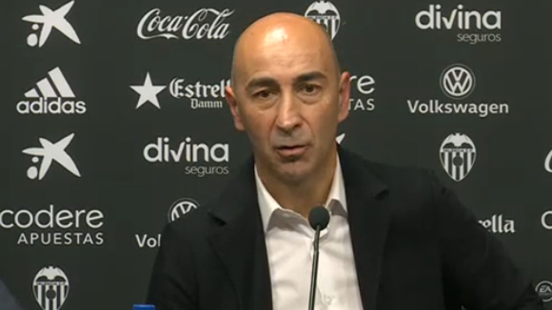 Pako Ayestar&aacute;n