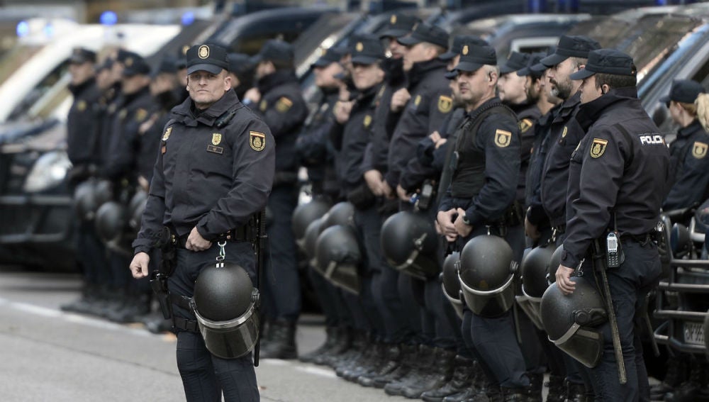 La Policia en el Clásico del Bernabéu