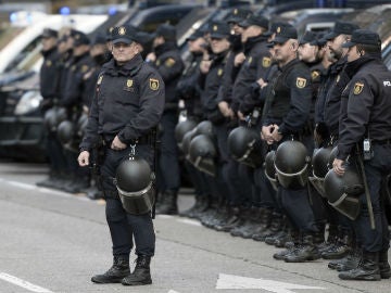 La Policia en el Clásico del Bernabéu