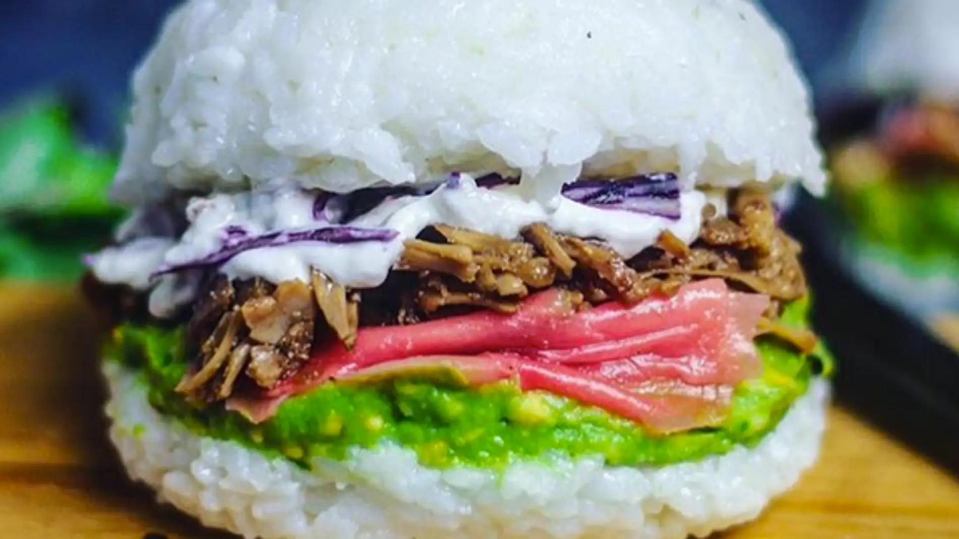 La 'sushi-burger' original, que ha desatado la fiebre.