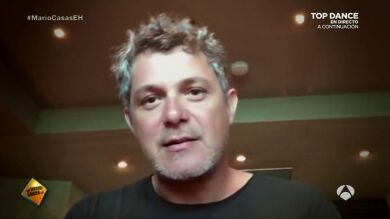 Alejandro Sanz presenta a Marta Soto