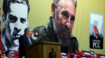 Raúl Castro pronuncia un discurso