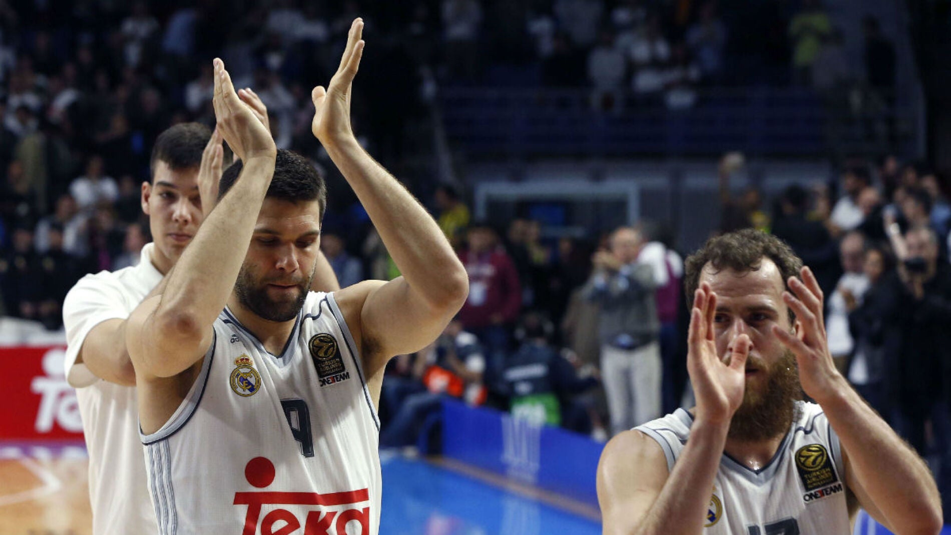 Felipe Reyes y Sergio Rodr&iacute;guez se despiden del Palacio tras la eliminaci&oacute;n en la Euroliga