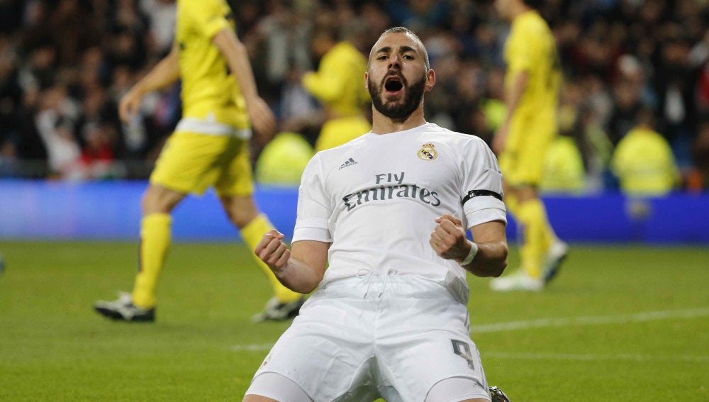 Benzema celebra su gol ante el Villarreal