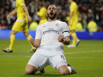 Benzema celebra su gol ante el Villarreal