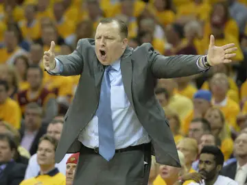 Tom Thibodeau, durante un partido con los Chicago Bulls Tom Thibodeau, durante un partido con los Chicago Bulls