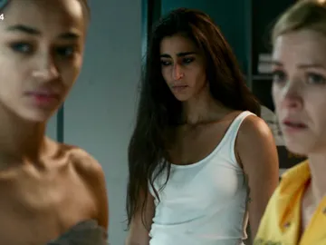 Saray y Macarena se enteran de lo que le pasó a Rizos Saray y Macarena se enteran de lo que le pasó a Rizos
