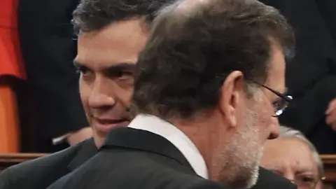 Sánchez y Rajoy en la entrega del Premio Cervantes Sánchez y Rajoy en la entrega del Premio Cervantes