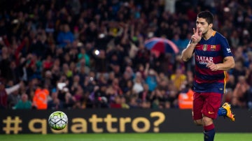 Luis Suárez celebra un gol