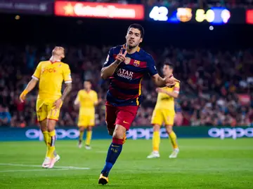 Luis Suárez celebra un gol ante el Sporting Luis Suárez celebra un gol ante el Sporting