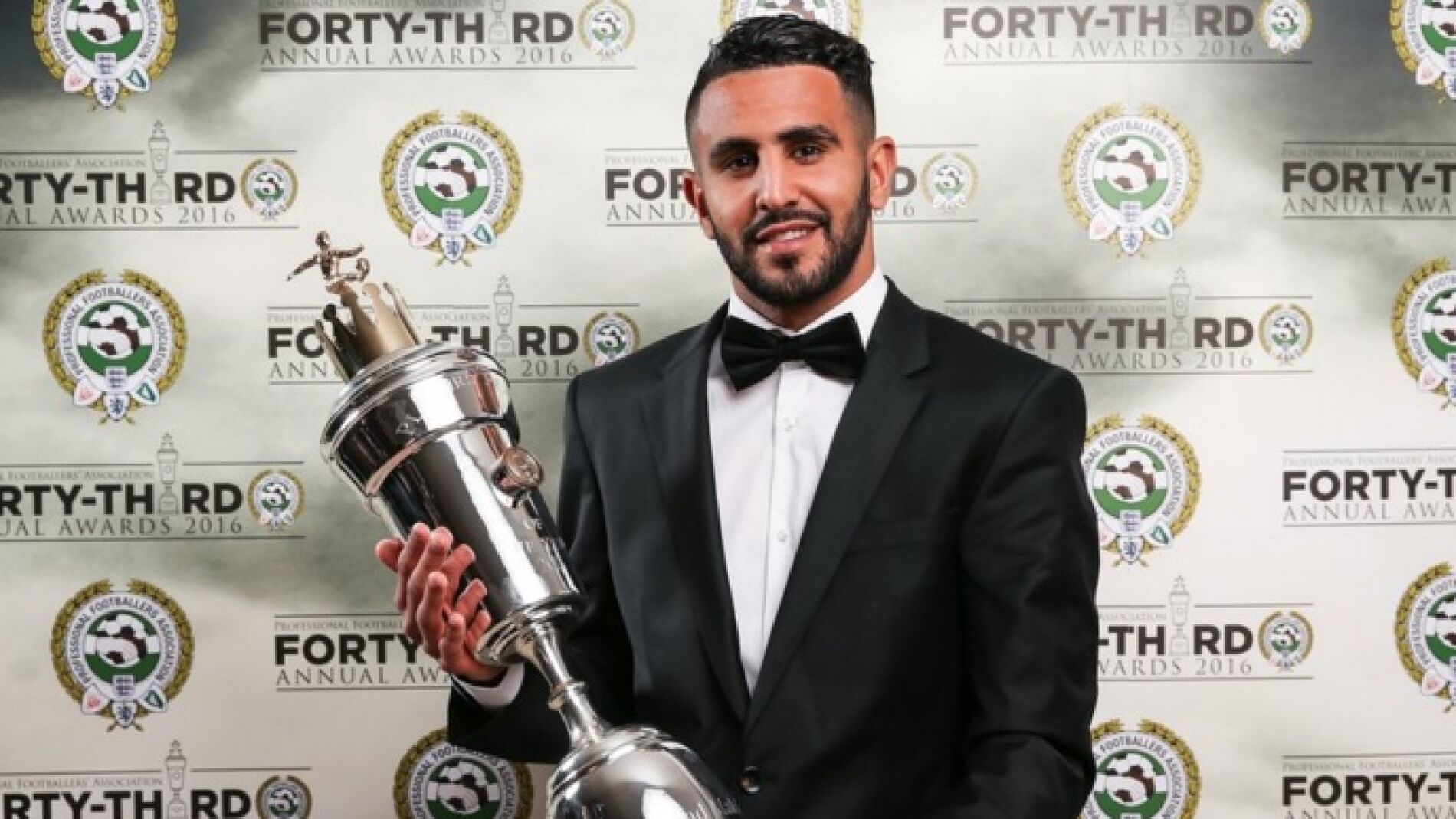 Mahrez, jugador del a&ntilde;o en la Premier