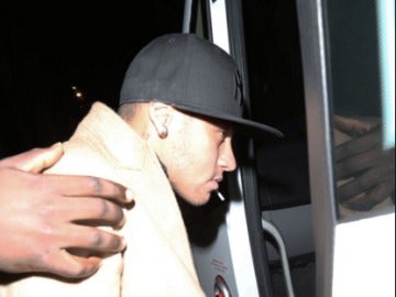 Neymar saliendo de la discoteca 'Libertine' en Londres