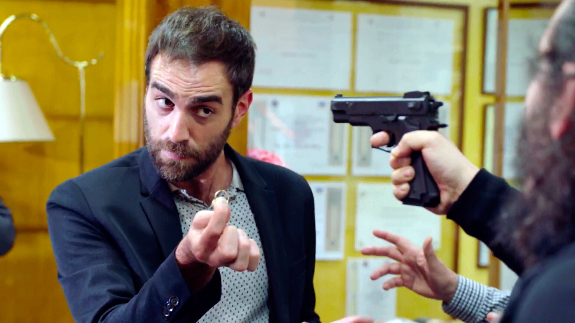 I&ntilde;aki se juega la vida por salvar el anillo de su boda