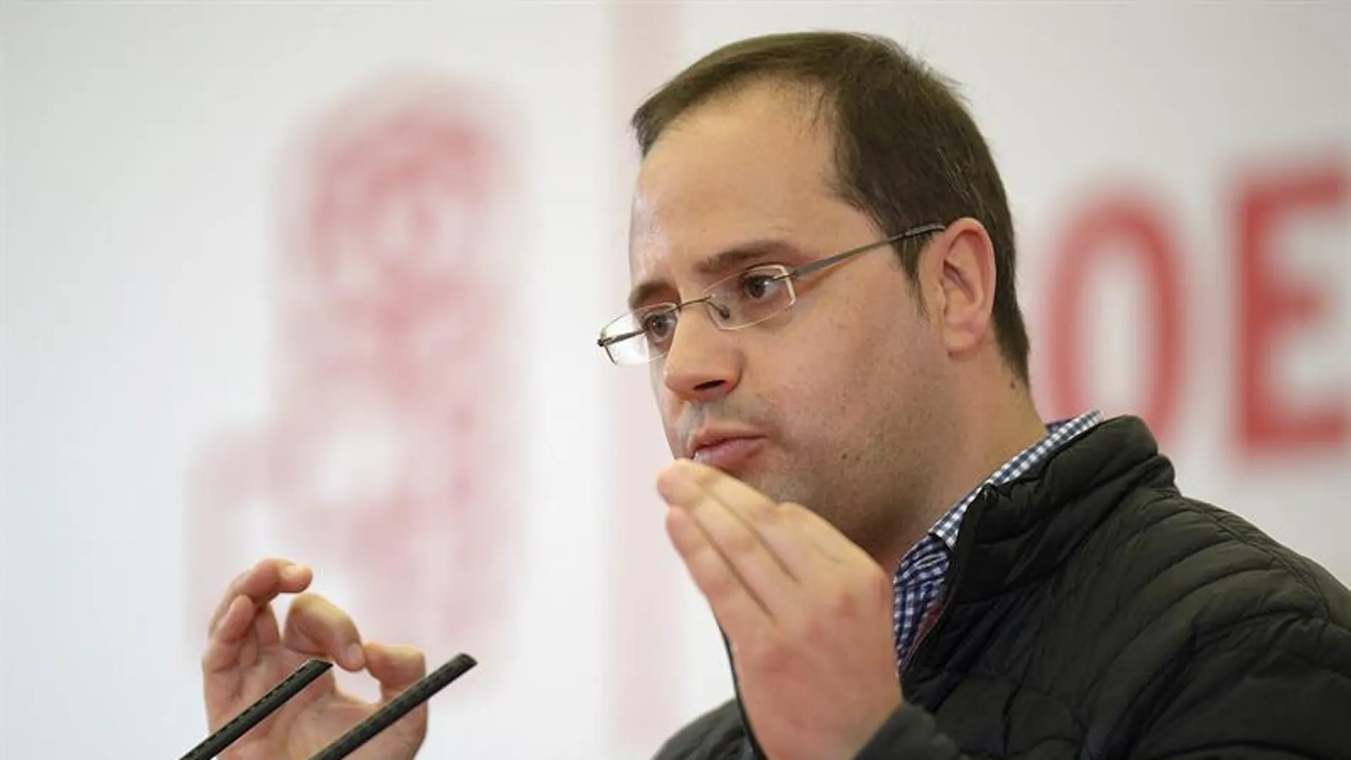 El Secretario de Organización del PSOE, César Luena El Secretario de Organización del PSOE, César Luena