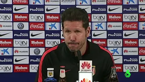 Simeone, durante la rueda de prensa Simeone, durante la rueda de prensa