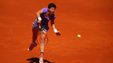 Carla Suárez durante su partido en el madrid Open ante Timea Babos