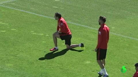 God&iacute;n y Carrasco, durante el entrenamiento del Atl&eacute;tico de Madrid