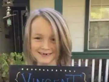 Niño con cáncer Niño con cáncer
