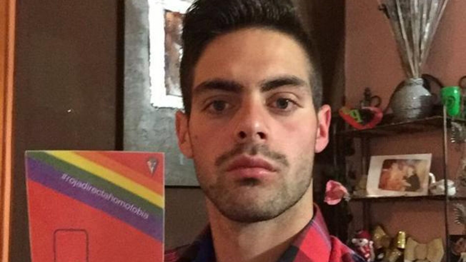 El &aacute;rbitro homosexual Jes&uacute;s Tomillero
