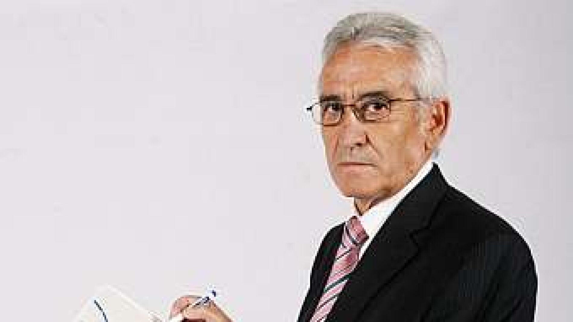 Jos&eacute; Carnicer