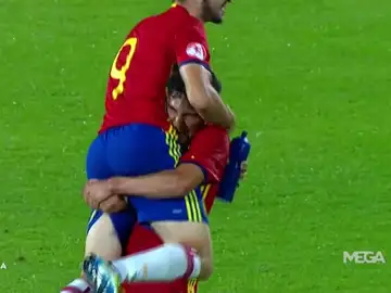 Los jugadores de España celebran su pase a la final del Europeo sub-17 Los jugadores de España celebran su pase a la final del Europeo sub-17