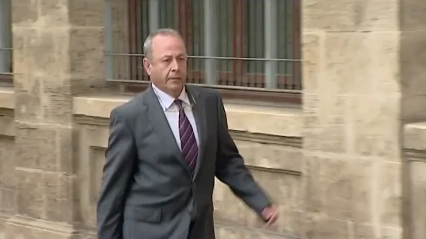 Frame 0.0 de: Los abogados de la Infanta Cristina propusieron una reuni&oacute;n secreta al juez Castro