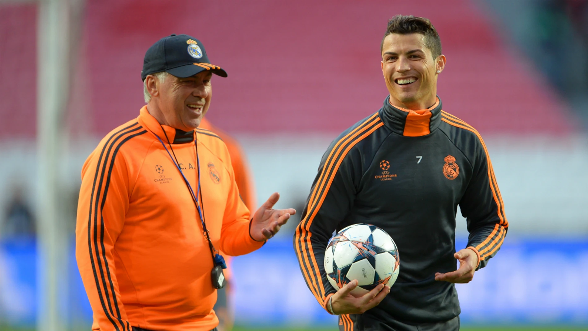 Ancelotti, junto a Cristiano Ronaldo Ancelotti, junto a Cristiano Ronaldo