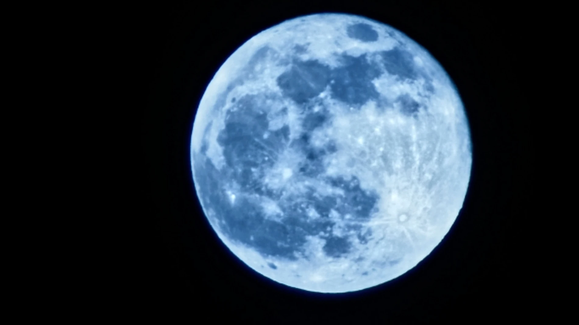 Luna Luna