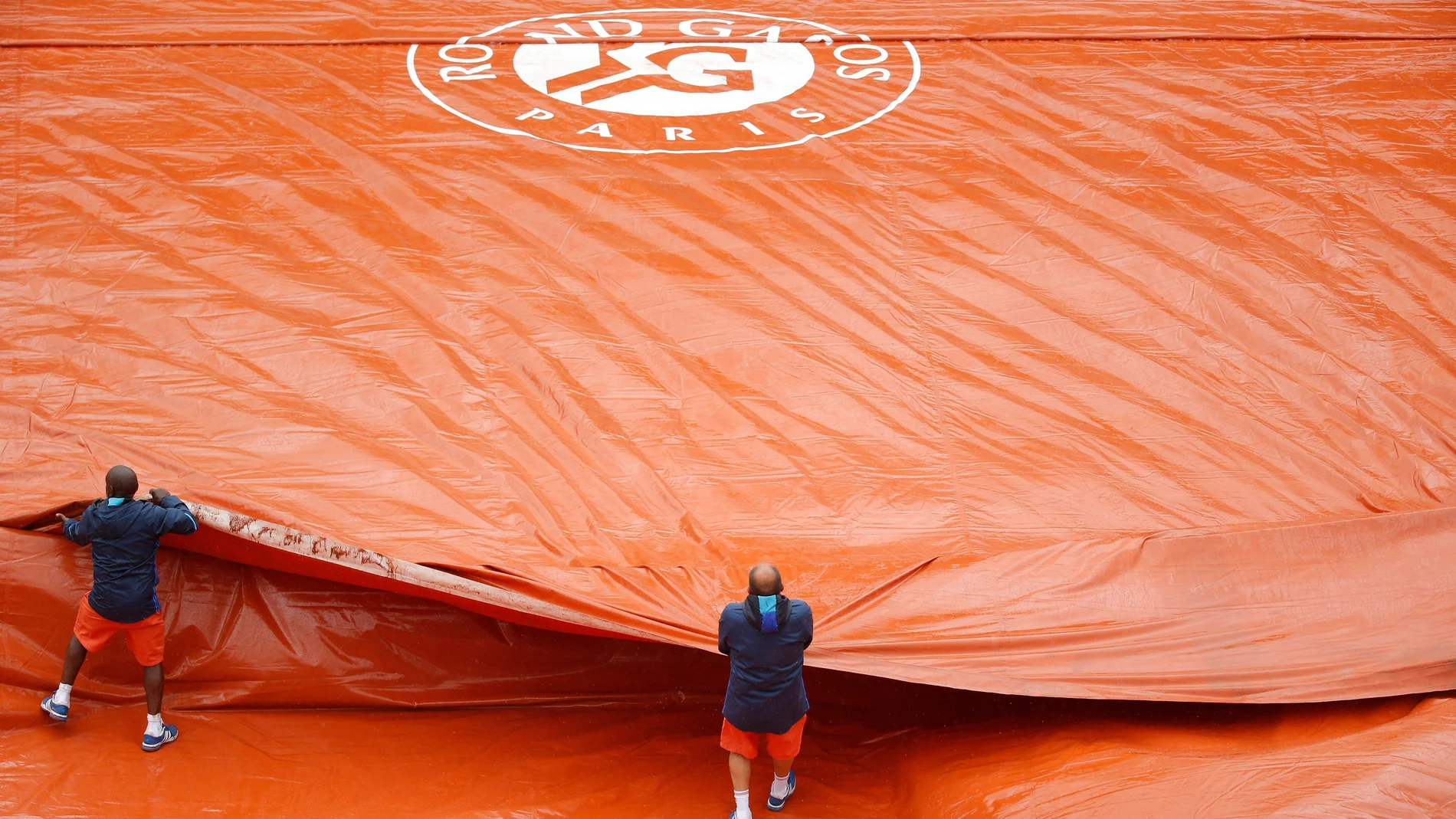 Suspendida la primera jornada de Roland Garros por la lluvia Suspendida la primera jornada de Roland Garros por la lluvia