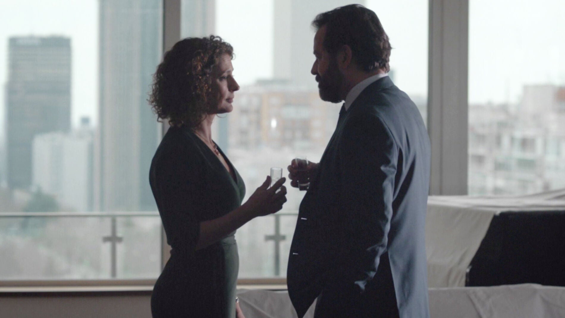 Una nueva mujer aparece en la vida de Luis